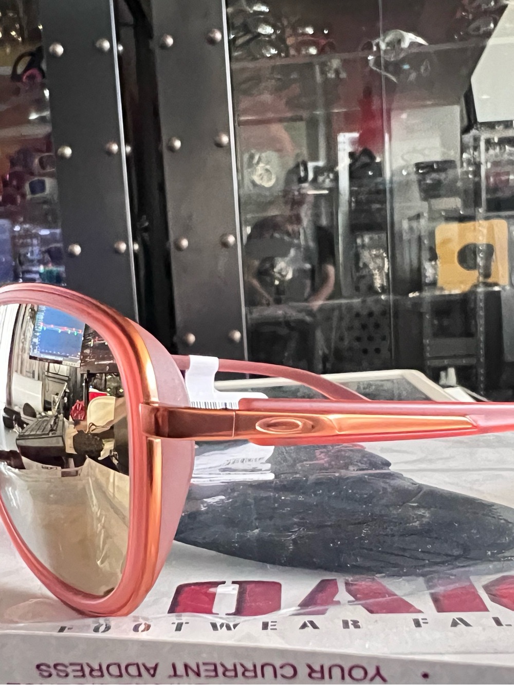 NEW Oakley OO4129 Split Time sunglasses. MATTE TRANS PEACH / Prizm Rose Gold